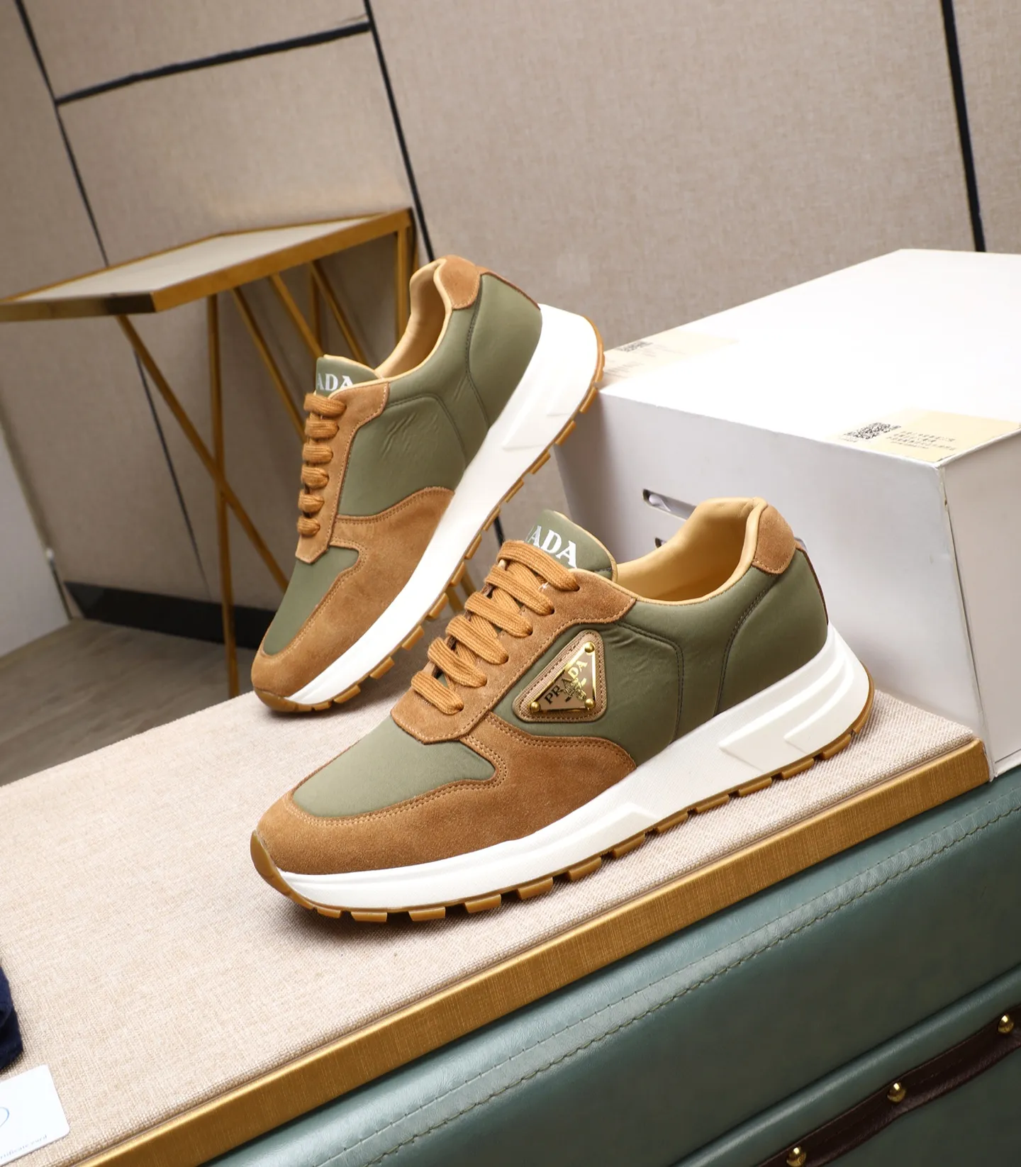 Men's shoes💰460🌹🌹[PRADA—Prada] latest model🙈original replica! 👟👟👟Available here. The workmanship is top-notch. The upper is made from Italy. 🇮🇹Imported first-layer cowhide. ❗️Breathable genuine leather lining @Suitable for travel. The original version has an enlarged engraved sole, making it suitable for all kinds of travels, showing low-key luxury. Let quality speak for itself. Color: Size: 38-44